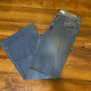 Wide leg jeans